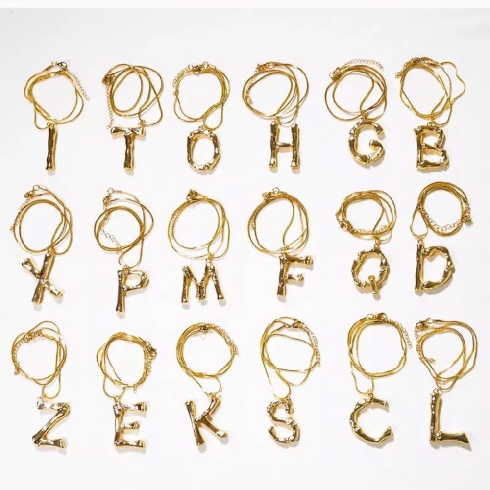 Alphabet letter bamboo pendant necklace with chain - Picture 5 of 6